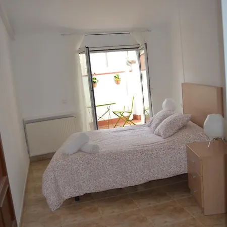 Apartments Figueres فيغيريس