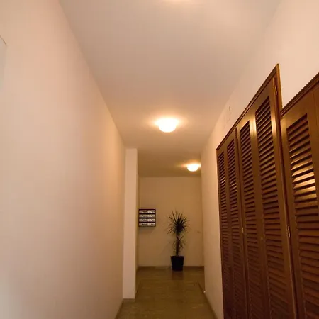 Apartments Figueres