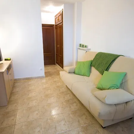Apartments Figueres شقة فيغيريس