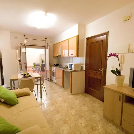 Apartments Figueres *